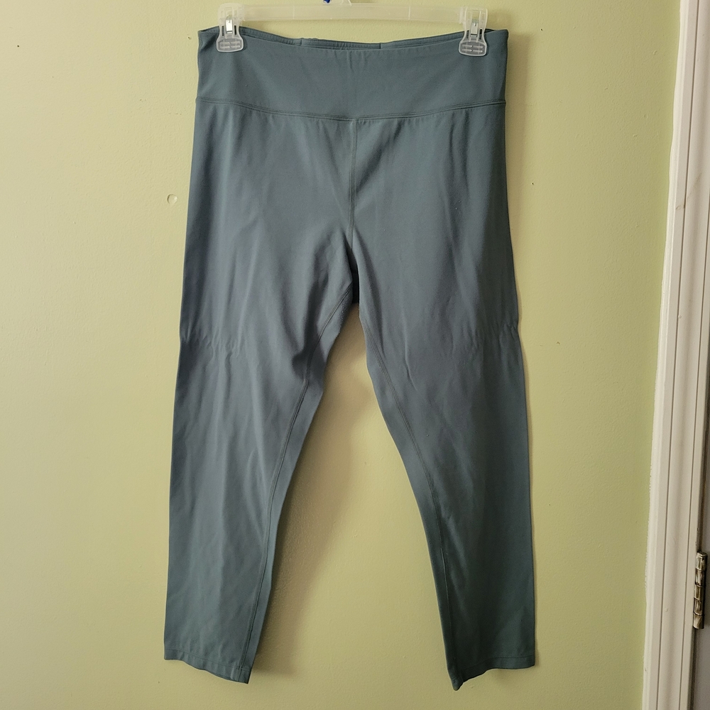 Women's High-Waisted Leggings - Gray